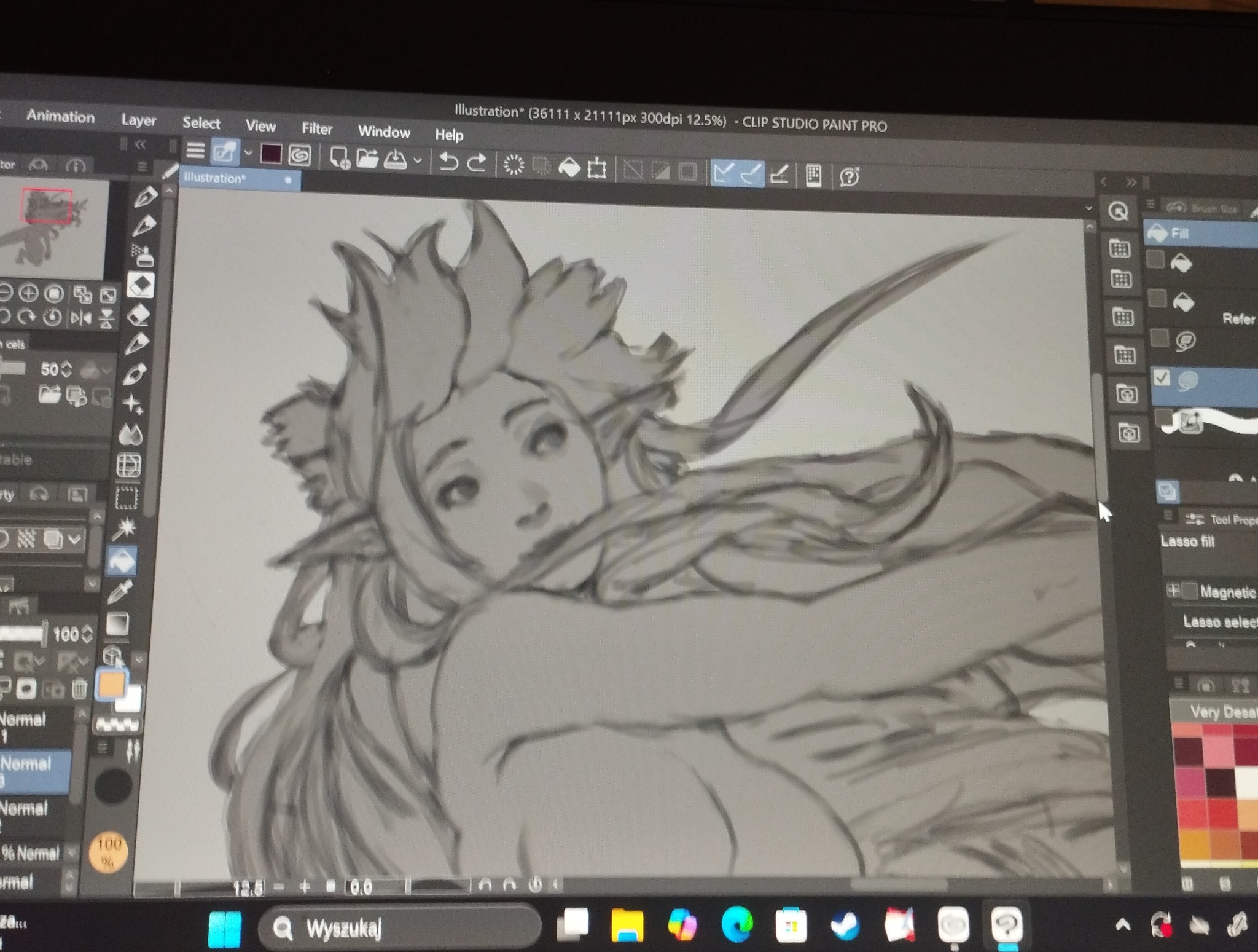 Szkic ilustracji kobiety z elementami roślinnymi, tworzony w programie graficznym CLIP STUDIO PAINT PRO, widok na ekran komputera z narzędziami programu.