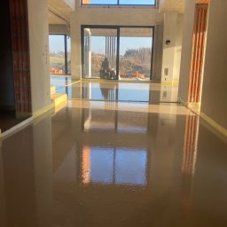 TOMBUD - Wykonanie Posadzki Anhydrytowej Poczesna