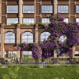 ICON STUDIO ALEKSANDER PAWLUS - Elewacja budynku z cegły, porośnięta fioletowymi kwiatami. Widoczne duże okna, trawnik i przechodzący ludzie. Na pierwszym planie wózek z przekąskami.