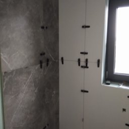 Firma remontowa Giedlarowa 2