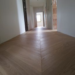 Układanie paneli Pruszków 4