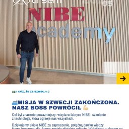 ARSEM sp z o.o. klimatyzacja, chłodnictwo, pompy ciepła, rekuperacja, wentylacja - Mężczyzna na tle ściany z logo NIBE Academy, po szkoleniu w Szwecji. Tekst informuje o wizycie w fabryce NIBE i planach na przyszłość dla klientów.