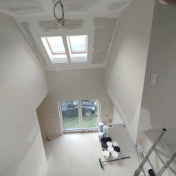 Karolina Leszczyńska - Malowanie Lokali Firmowych Piastów