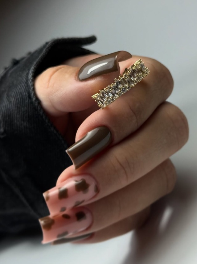 Stylizacja paznokci, Luxury Aesthetic Milena Kaca - Radom ul, Struga 62 / lok 5