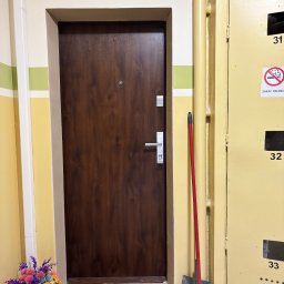 Montaż drzwi Brzeg 3