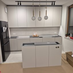 Zbyszek Chmieliński - Szafy Wnękowe Ożarów Mazowiecki