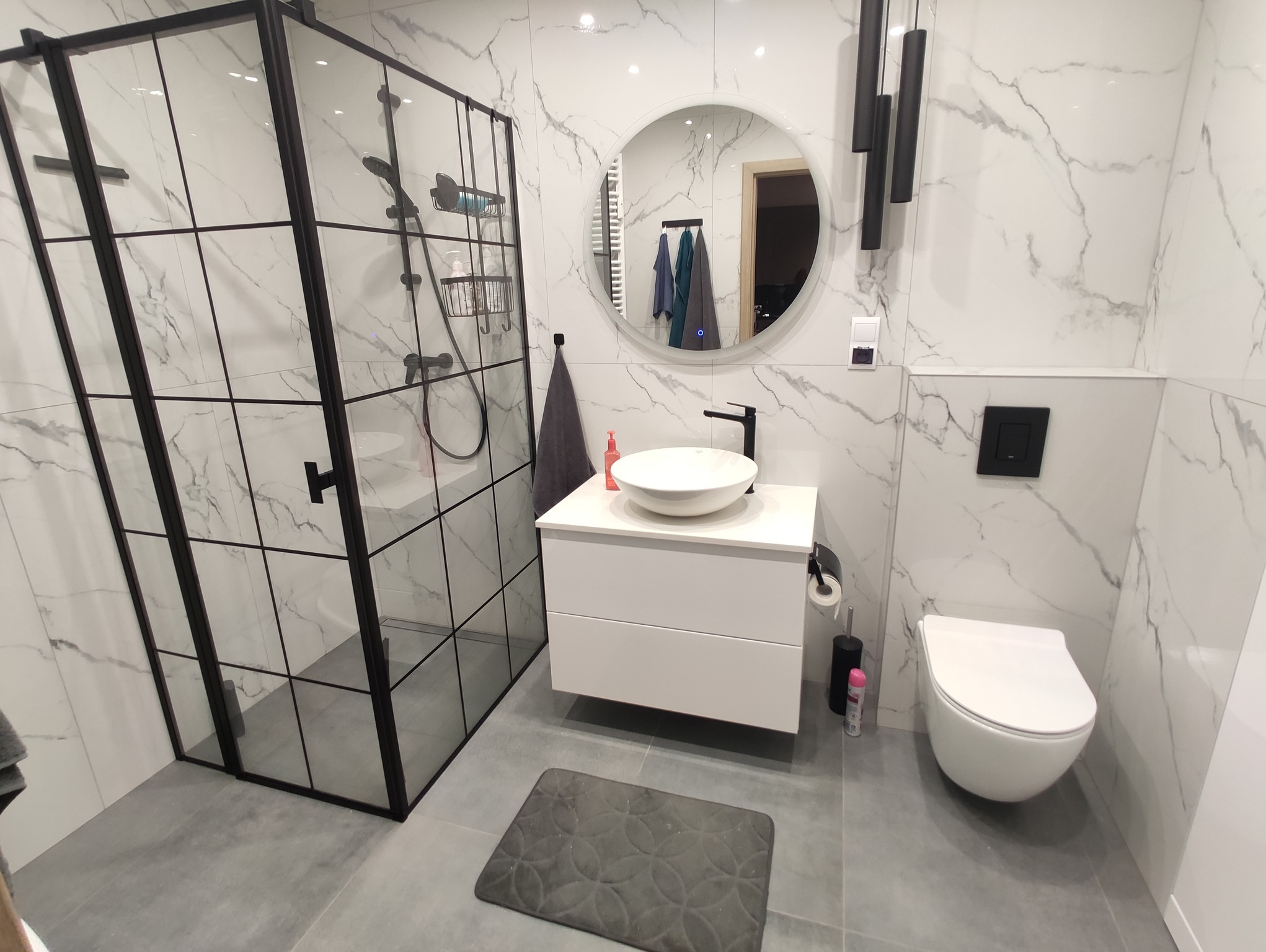 Przykładowa, zakończona łazienka