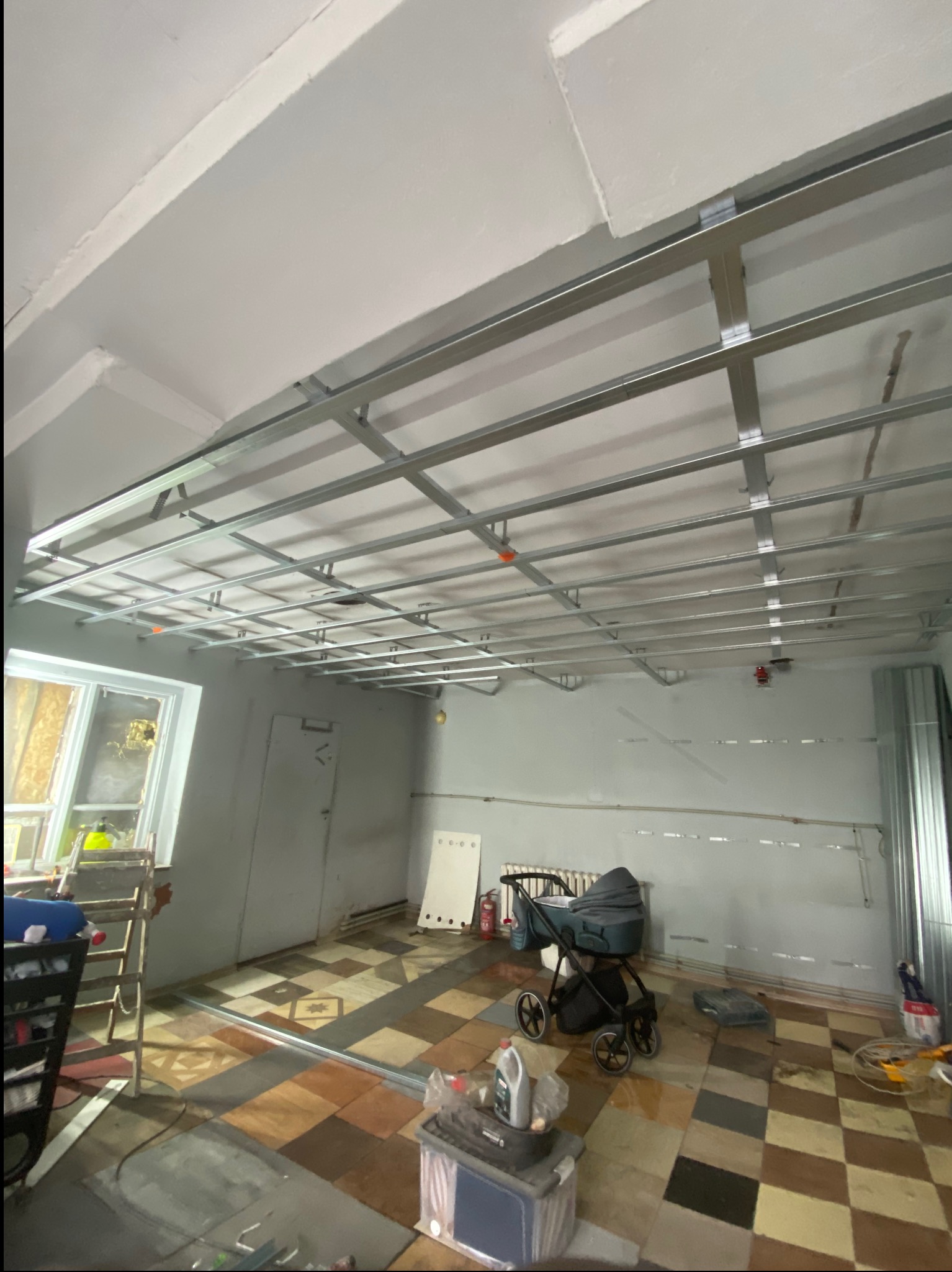 Sufity podwieszane i przedścianki g-k