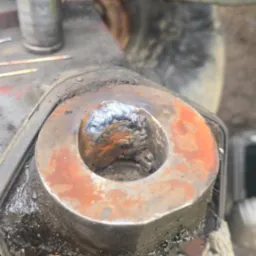 napawanie miejsca mocowania zwrotnicy z koparki