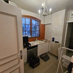 Układanie paneli Nysa 2