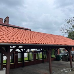 Całkowicie odświeżony dach .