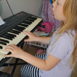 Najmłodsza pianistka