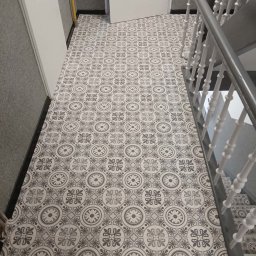 GALERIA KOLORU SEBASTIAN NEINER - Remont klatki schodowej