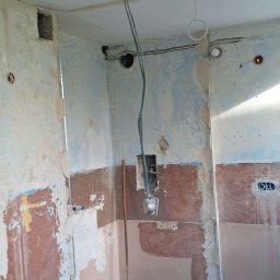 Układanie paneli Bielawa 4