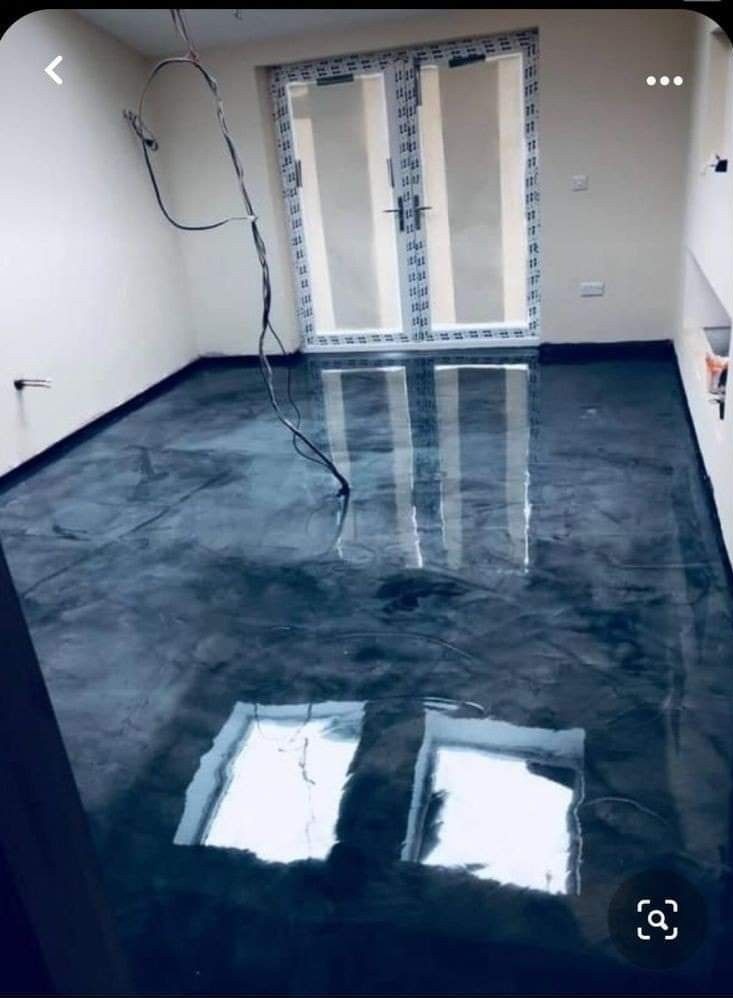 design marble metaliczny . 2,7 kg żywicy na m2