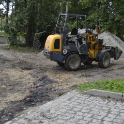 Róża i lilia. Archeologia. Joanna Motak - Pierwszorzędna Geologia Inżynierska w Przemyślu