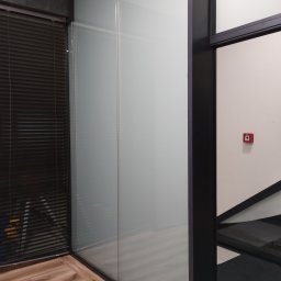 PBS Piotr Budzyński - ścianka szklana podwójnie szklona o zwiększonej akustyce