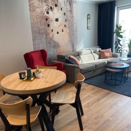 Malowanie, fototapeta, panele podłogowe.