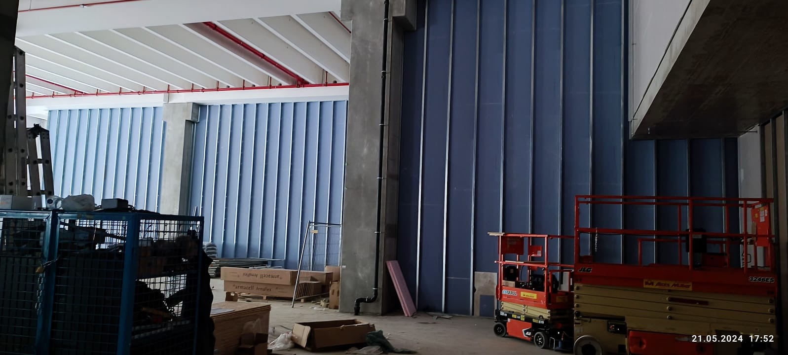 Montaż stelaży i płyt gipsowo-kartonowych w sieciówce REAL