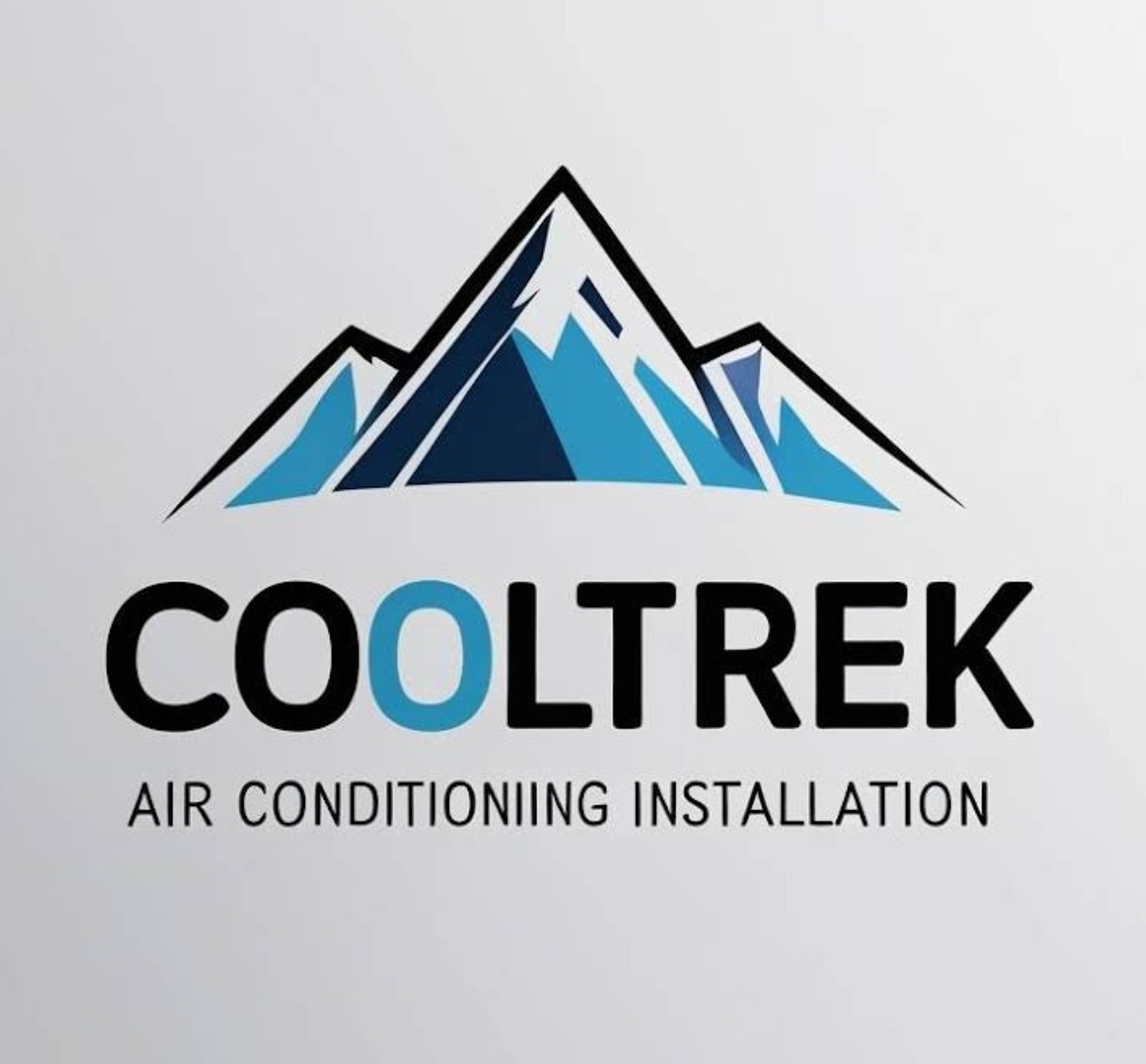 Logo firmy COOLTREK z motywem górskim i napisem 'AIR CONDITIONIING INSTALLATION'. Kolorystyka: błękit i czerń. Minimalistyczny design na jasnym tle.