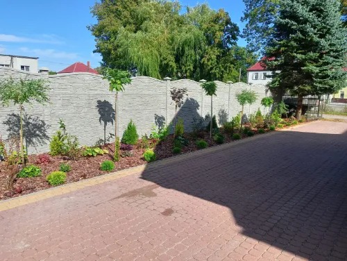 ogrodzenie betonowe wykonane przez firme jar-bet jarosław trzaskowski