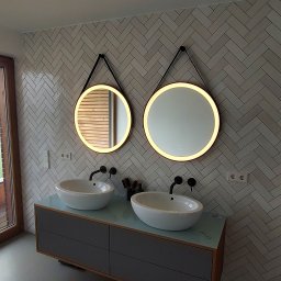 Stanislaw Urbanek - Remont Łazienki Bobowa