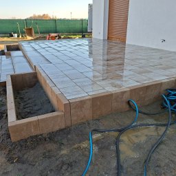 Układanie kostki brukowej Mełpin 1