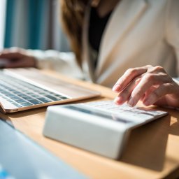 Profesjonalnie, rzetelnie, ekspresowo i w konkurencyjnej cenie. Rozliczenia podatkowe dla osób fizycznych pracujących w Niemczech i firm zarejestrowanych na terenie DE. Poprowadzę prostą księgowość dla Freelencer oraz działalności zarejestrowanych w DE. 