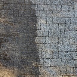 przed i w trakcie mycia ciśnieniowego