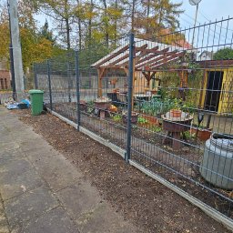 Szymon Łukasiewicz - Montaż paneli 2D 180cm + podmurówka