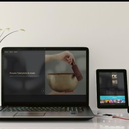 Minimalistyczna, interaktywna strona z animacjami CSS i stylem inspirowaną spokojną, medytacyjną atmosferą estetyki tybetańskiej.