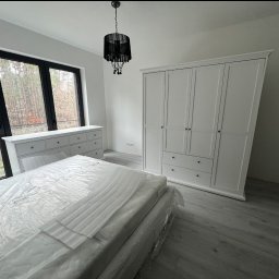 Zlecenie na montaż mebli 