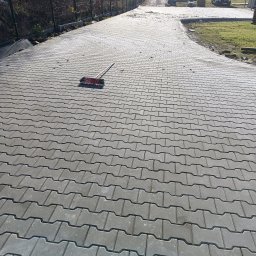 Kocur-Bruk - Usługi Minikoparką Włoszczowa