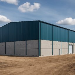 Projekt hali utrzymania ruchu na terenach ze szkodami górniczymi. Opracowaliśmy warsztatowy projekt konstrukcji stalowej wraz z dokumentacją żelbetową i modelem BIM, co usprawniło skróciło czas montażu i zminimalizowało ryzyko błędów. 