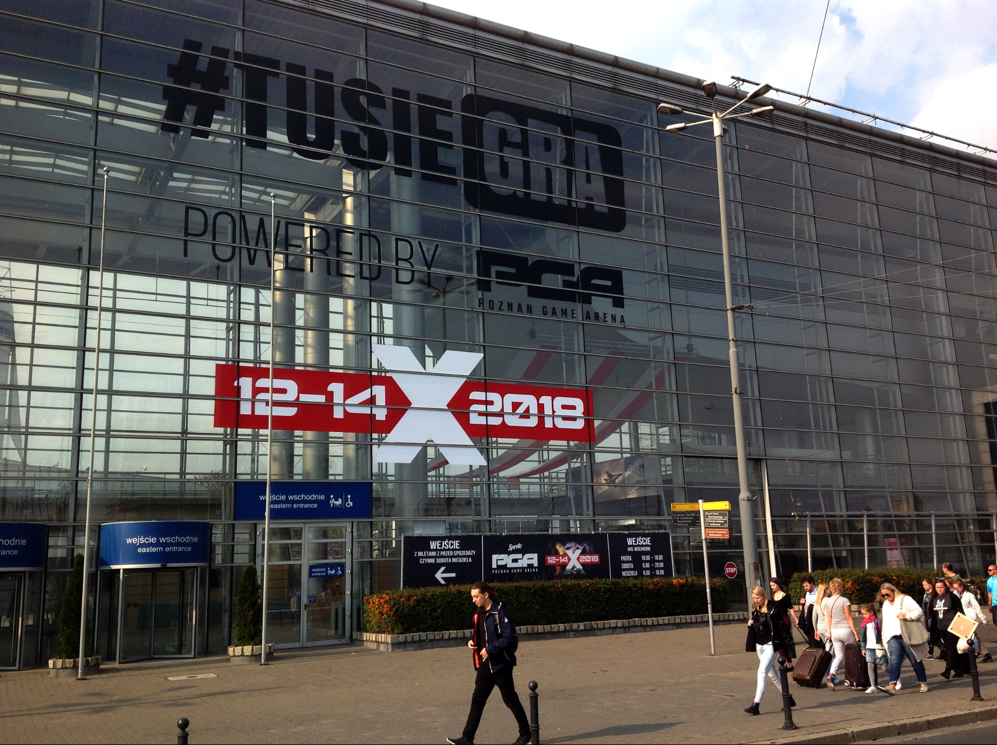 oklejanie witryn - Poznań targi