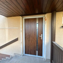 MiM Krystian Rumiński - Montaż drzwi zewnętrznych