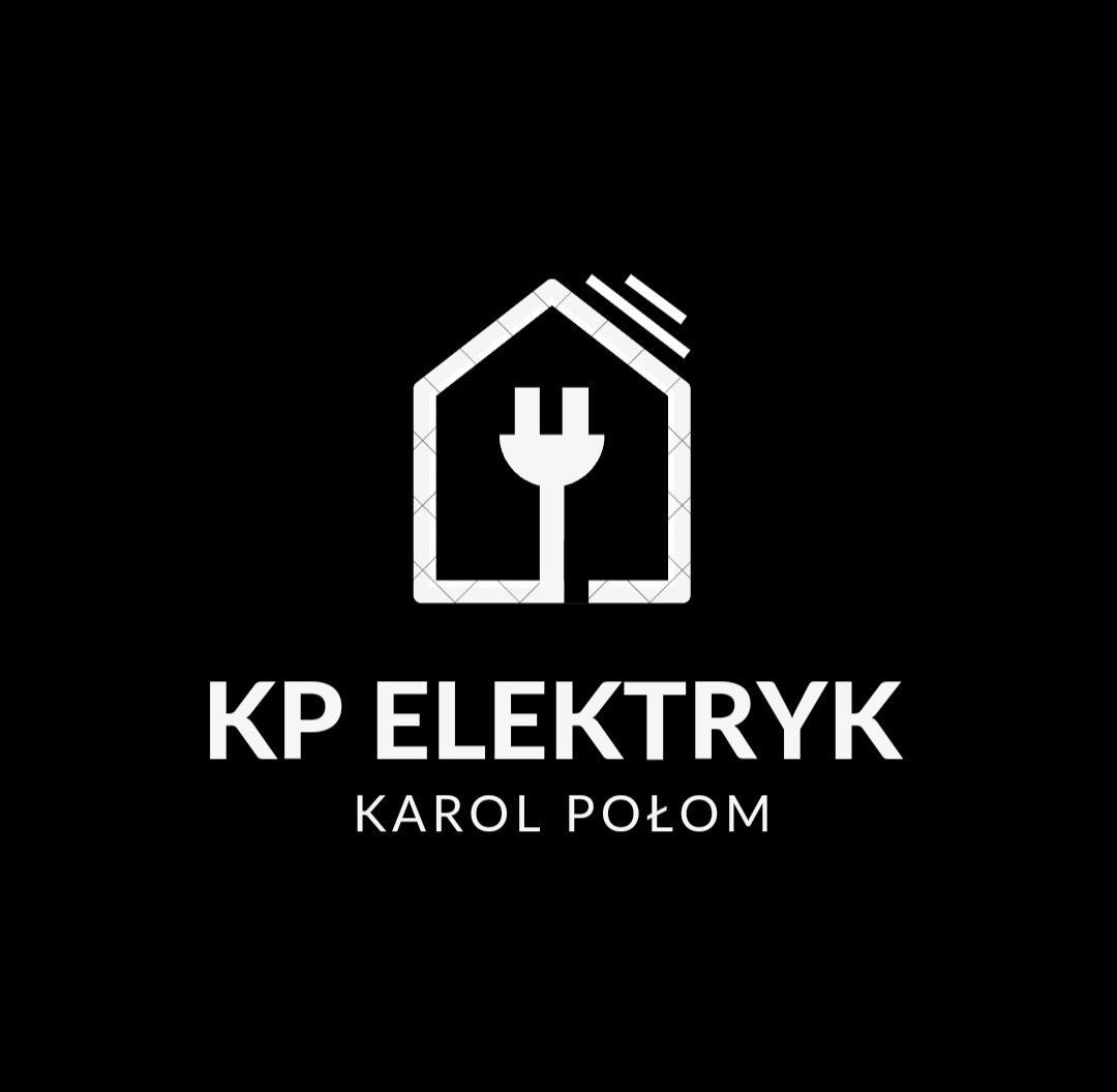 Minimalistyczne logo: biały symbol wtyczki w obrysie domu, nad napisem 'KP ELEKTRYK KAROL POŁOM' na czarnym tle. Nowoczesny design.
