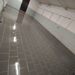 Glazurnik Józefów 1