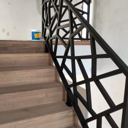 Stolarnia Strugarek - Balustrady z Drewna Poznań