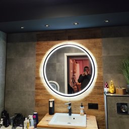 Instalacje elektryczne Damian Simiński - Oświetlenie Łazienki Gorz&oacute;w Wielkopolski