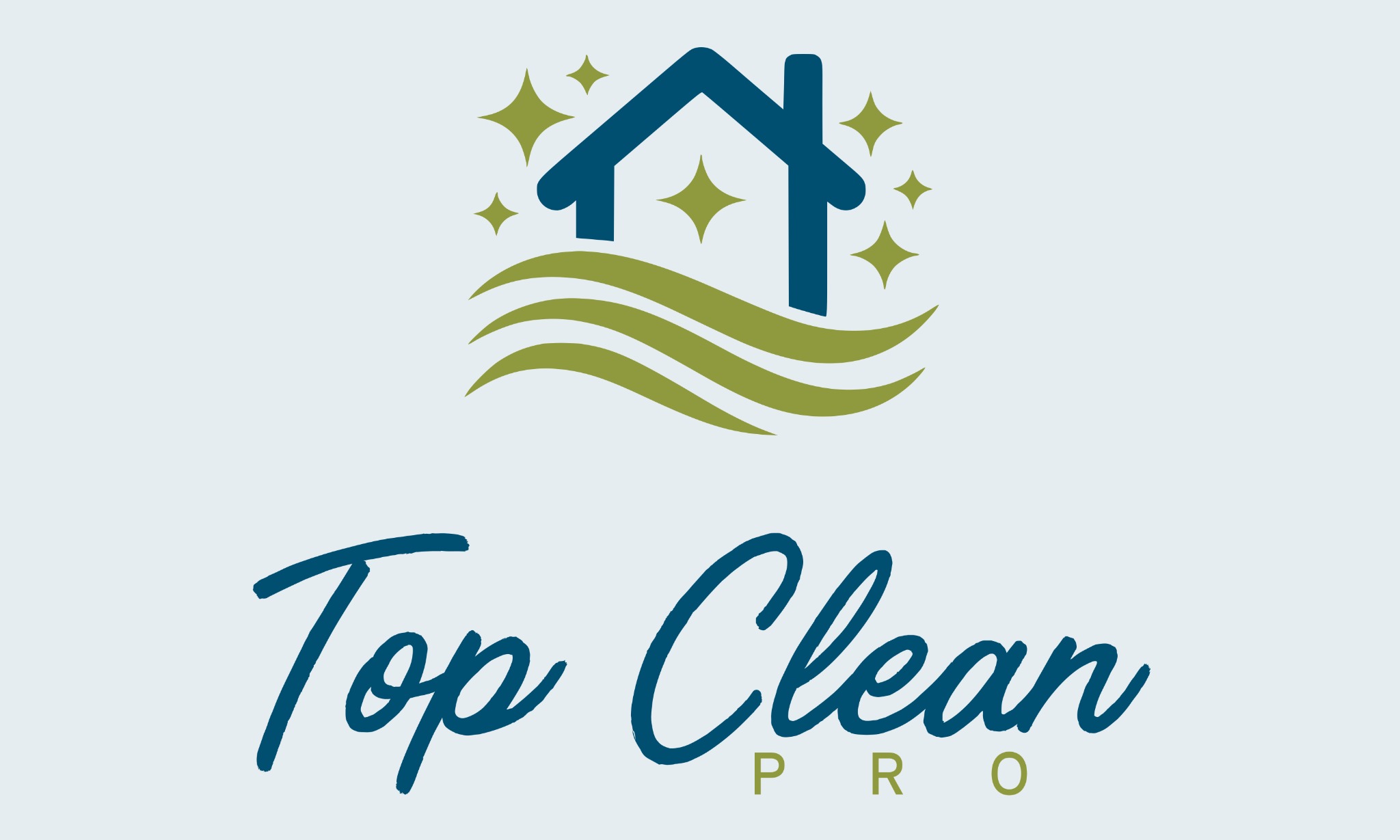Graficzne logo firmy sprzątającej: stylizowany dom z falami i gwiazdami, nazwa 'Top Clean PRO' w eleganckiej czcionce na jasnym tle.