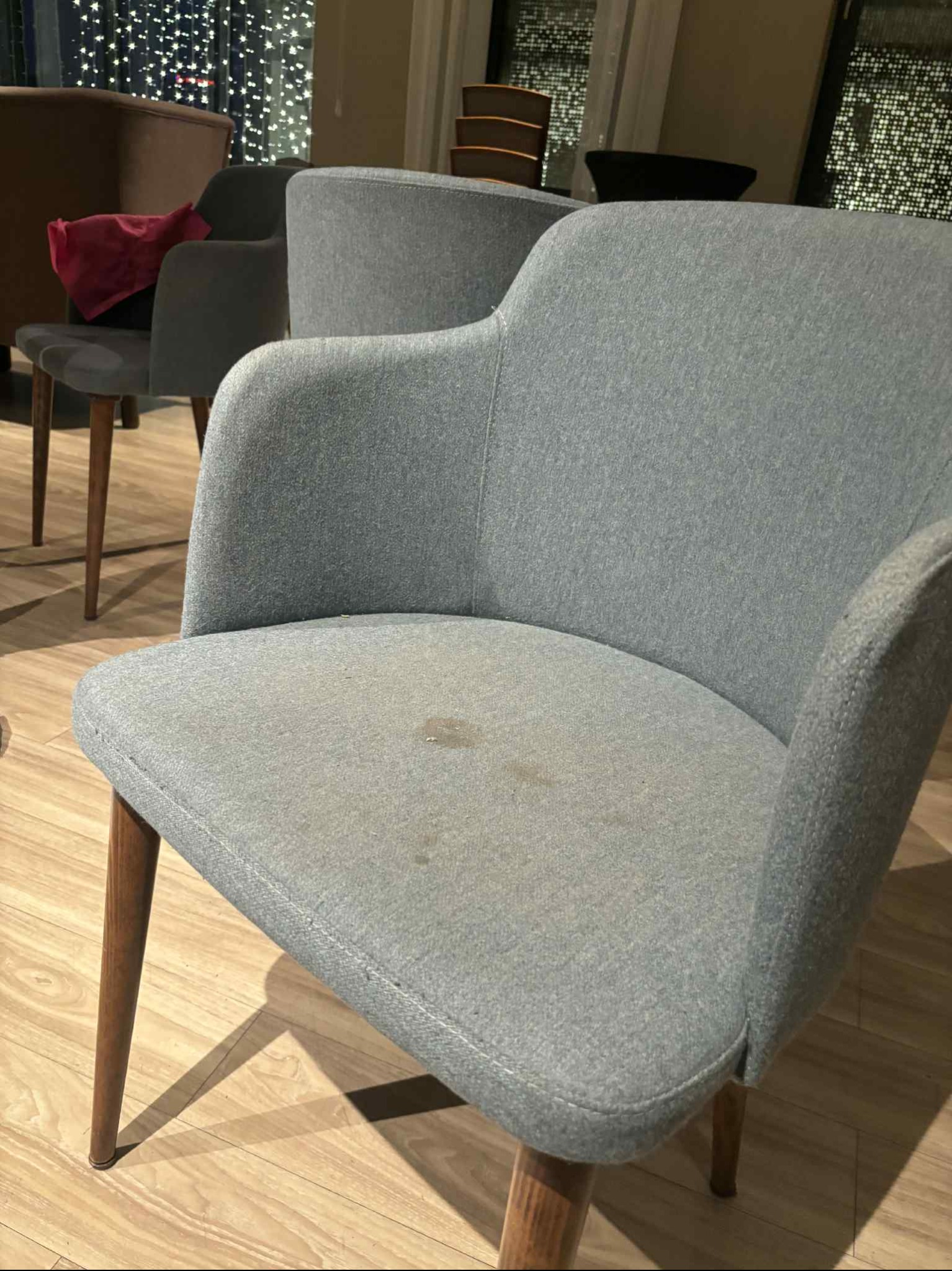 Krzesło przed czyszczeniem