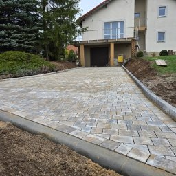 Układanie kostki brukowej Purda 1