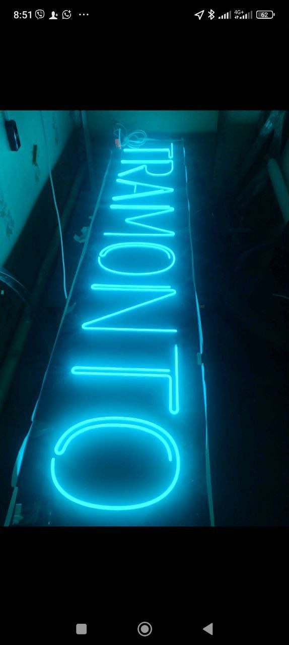 Tworzymy niepowtarzalne neony dla domów, firm i wydarzeń — profesjonalnie i szybko.