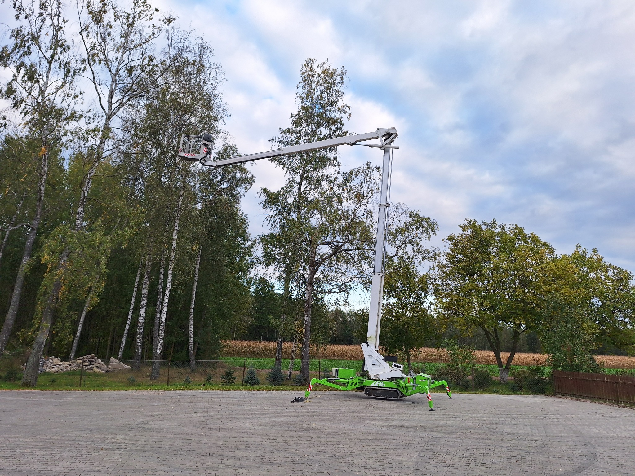 podest ruchomy wychył boczny do 10 m