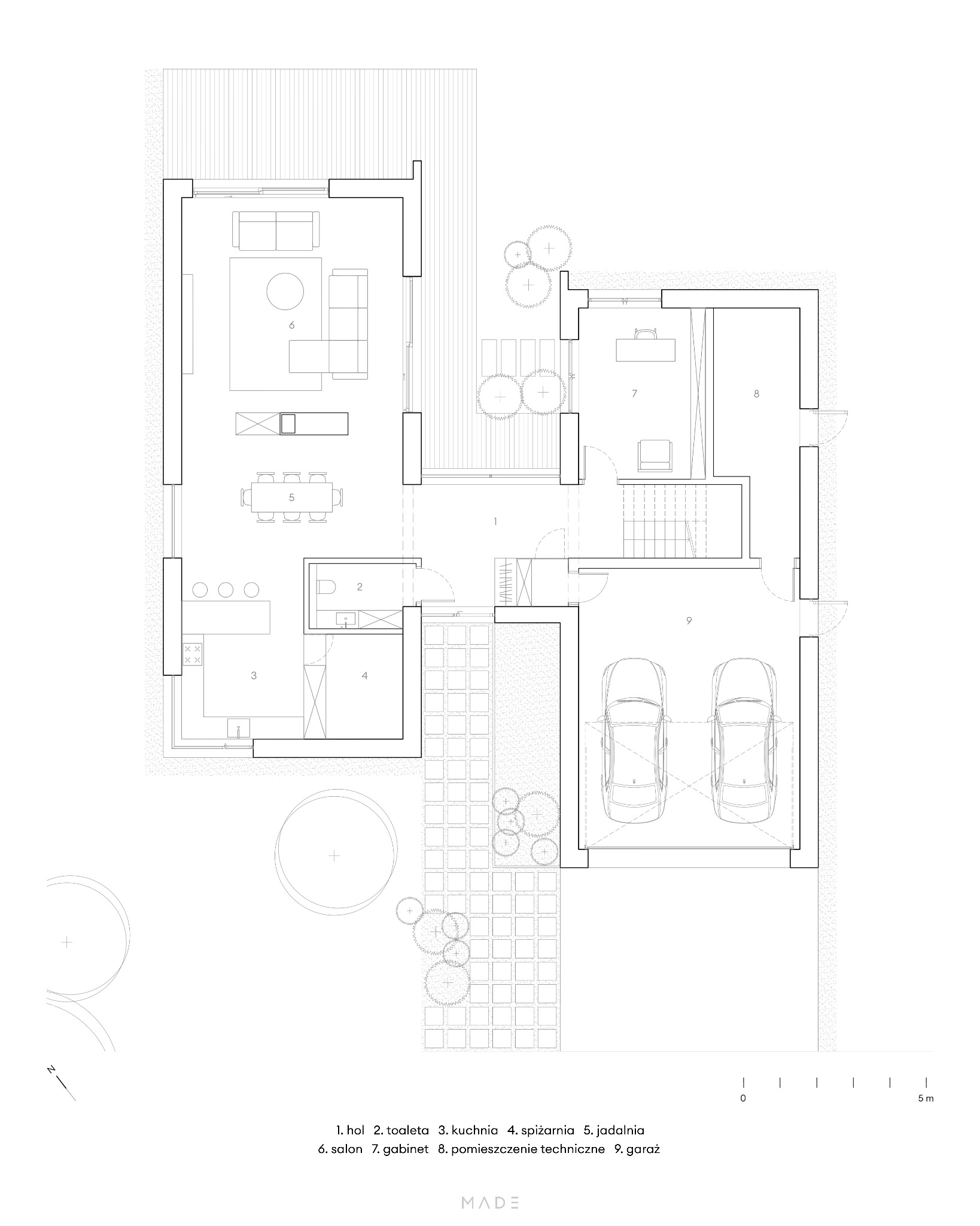 Schematyczny rzut domu jednorodzinnego z ogrodem i garażem na dwa samochody. Widoczne rozmieszczenie pomieszczeń: salon, kuchnia, jadalnia, gabinet, garaż.