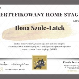 Ukończyłam branżowy kurs Home Staging 2.0 i uzyskałam akredytację Globalnego Stowarzyszenia Profesjonalnych Home Stagerów (wcześniej EAHPS). 