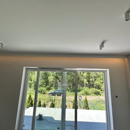 Sebastian Chmielewski - Montaż listew led i podwieszanego sufitu oraz tynków