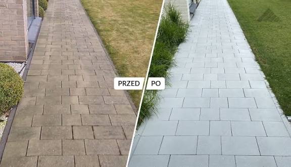 Kostka brukowa przed i po czyszczeniu, widok z góry. Po lewej stronie zabrudzona, po prawej wyczyszczona, jasnoszara. Widoczne trawnik i krzewy.