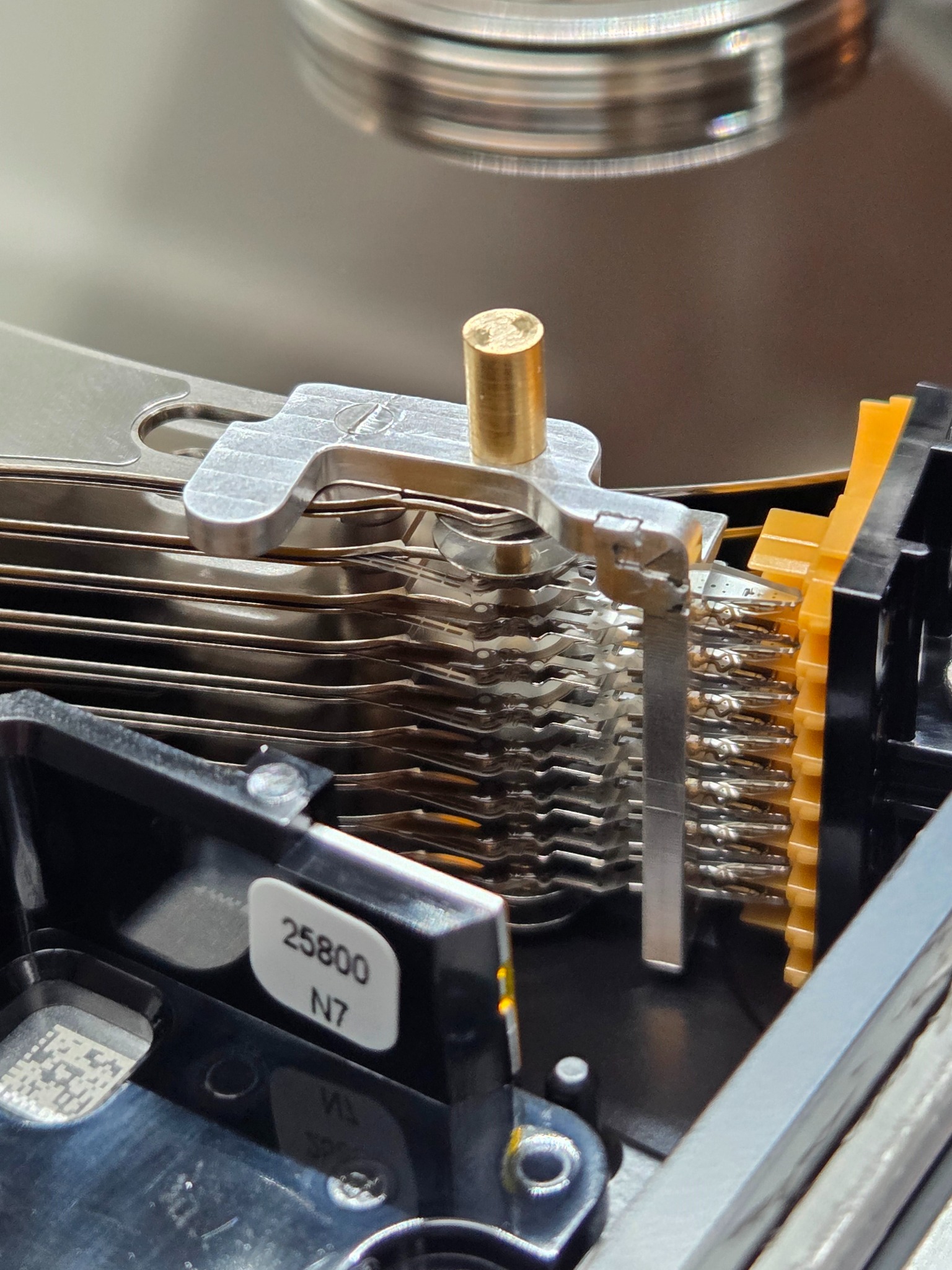 Seagate Exos X18 14TB - po wymianie głowic wszystkie kluczowe dane odzyskane.